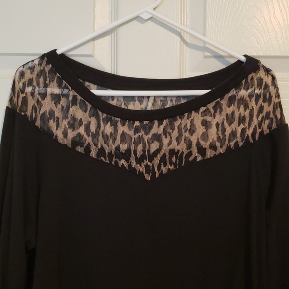 Top - Picture 2 of 4